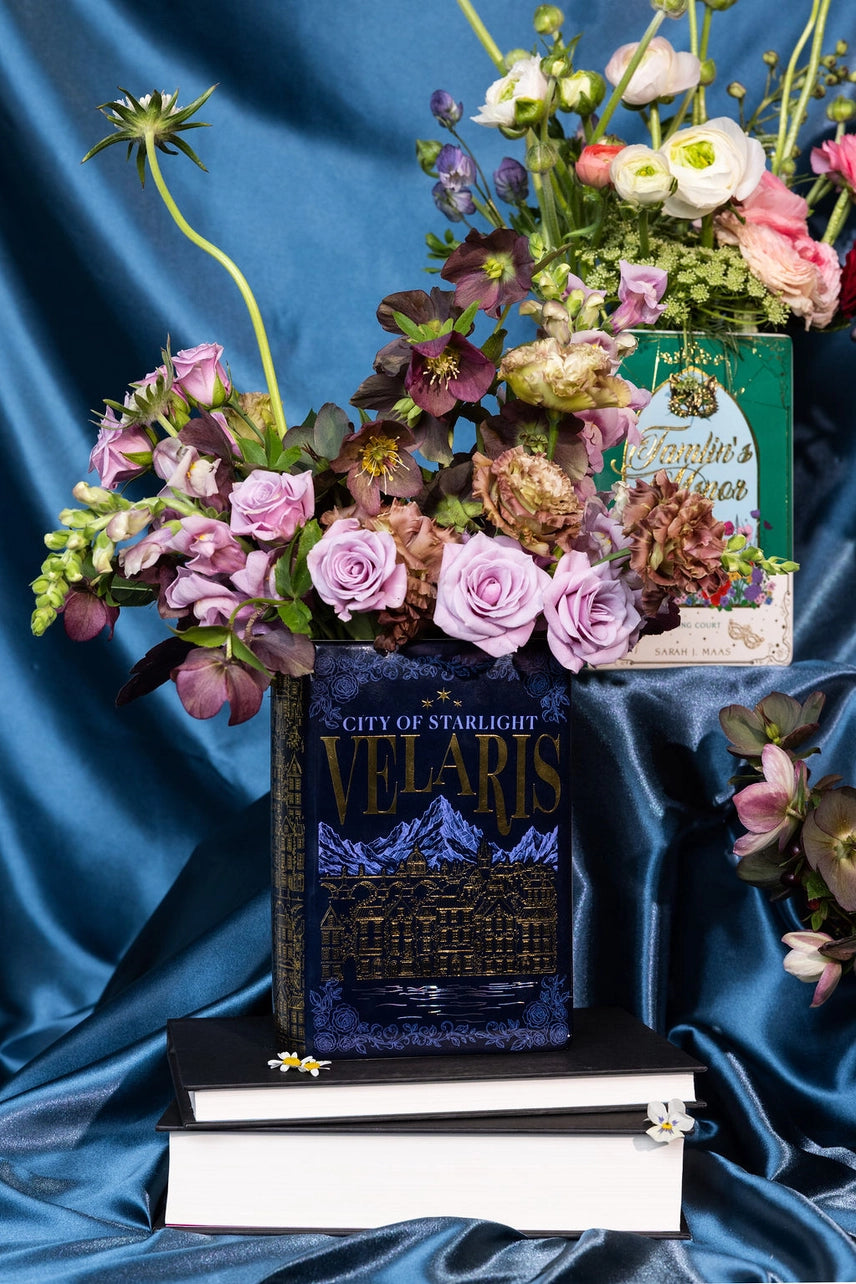 Large Book Vase: Night Court - Velaris